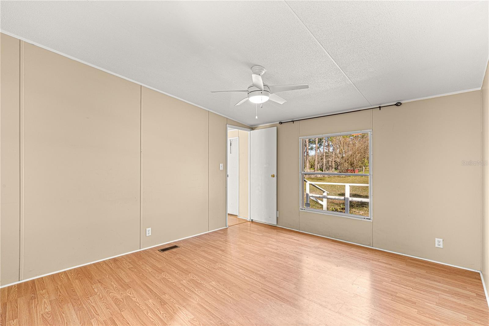15540 N HIGHWAY 329, REDDICK, FL, 32686