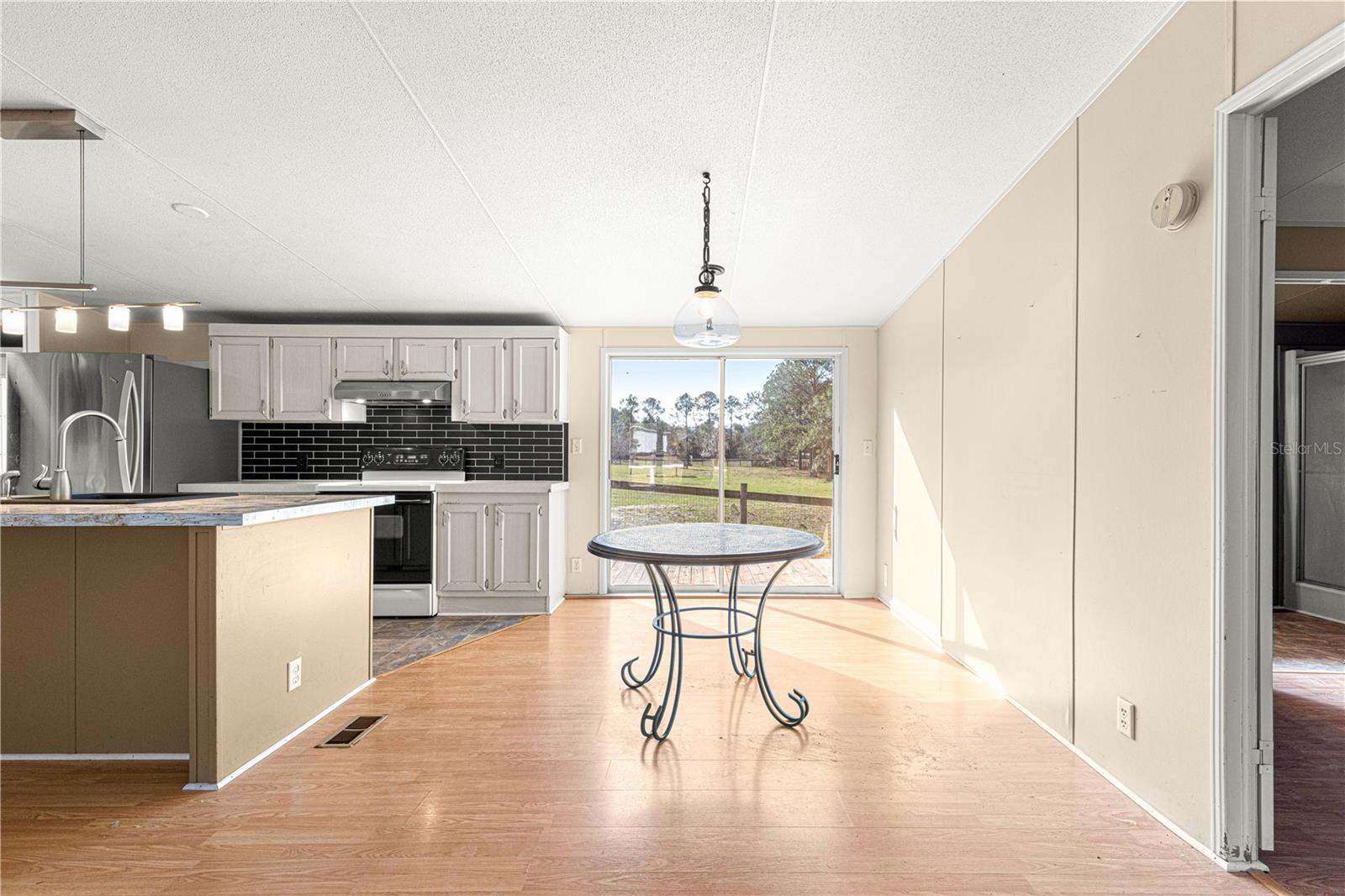 15540 N HIGHWAY 329, REDDICK, FL, 32686