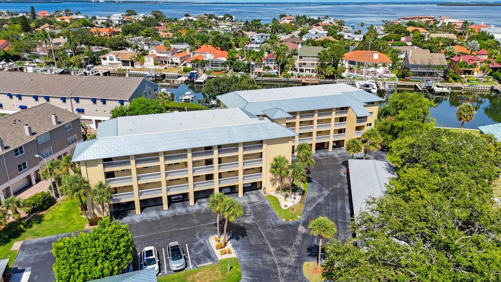 1125 PINELLAS BAYWAY S #305, ST PETERSBURG, FL, 33715