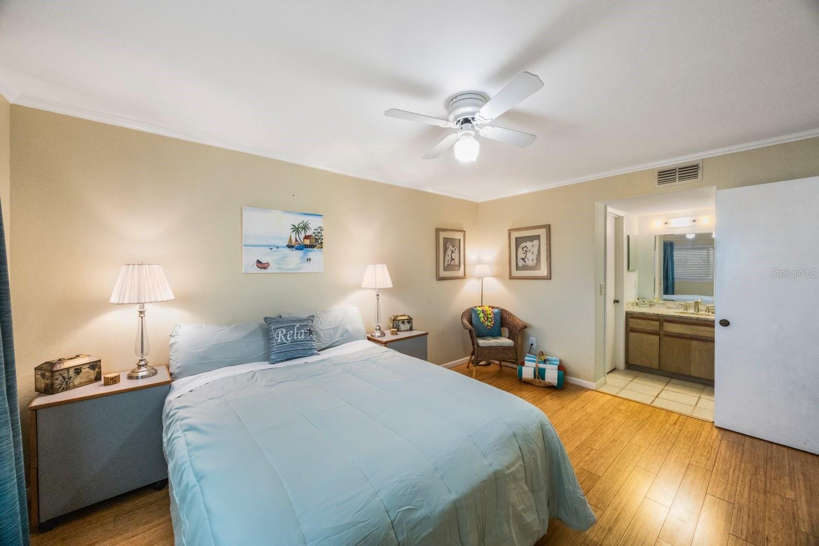 1125 PINELLAS BAYWAY S #305, ST PETERSBURG, FL, 33715