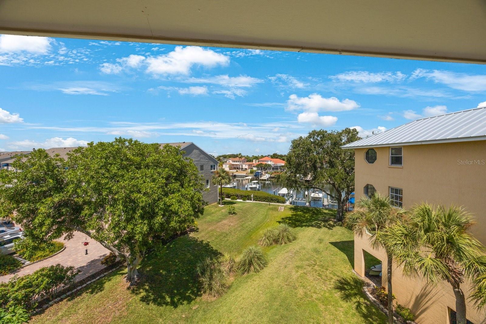 1125 PINELLAS BAYWAY S #305, ST PETERSBURG, FL, 33715