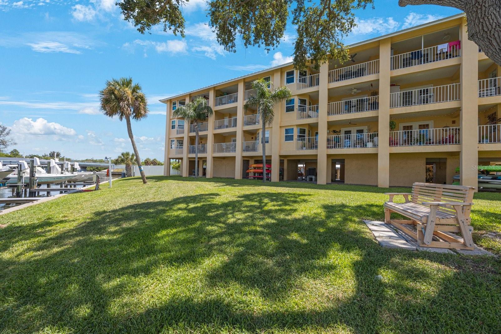 1125 PINELLAS BAYWAY S #305, ST PETERSBURG, FL, 33715