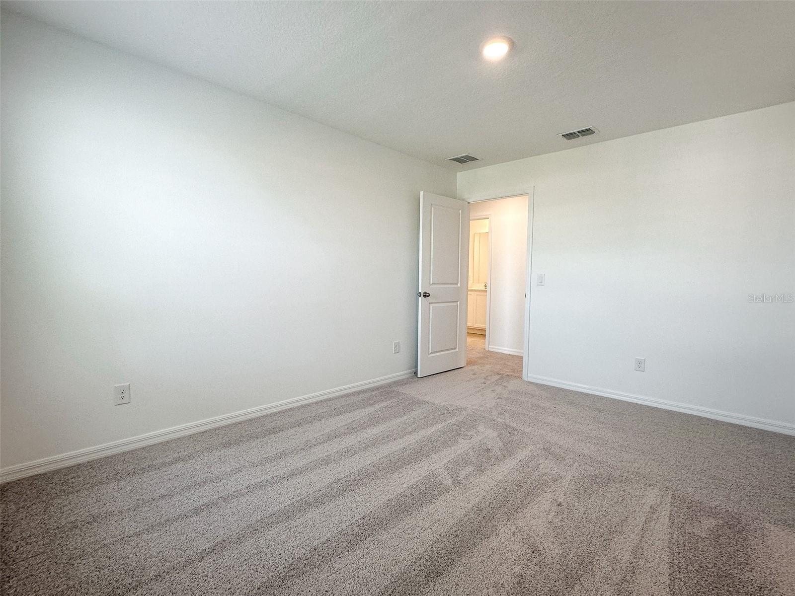 2115 DERWENT DR, DAVENPORT, FL, 33896