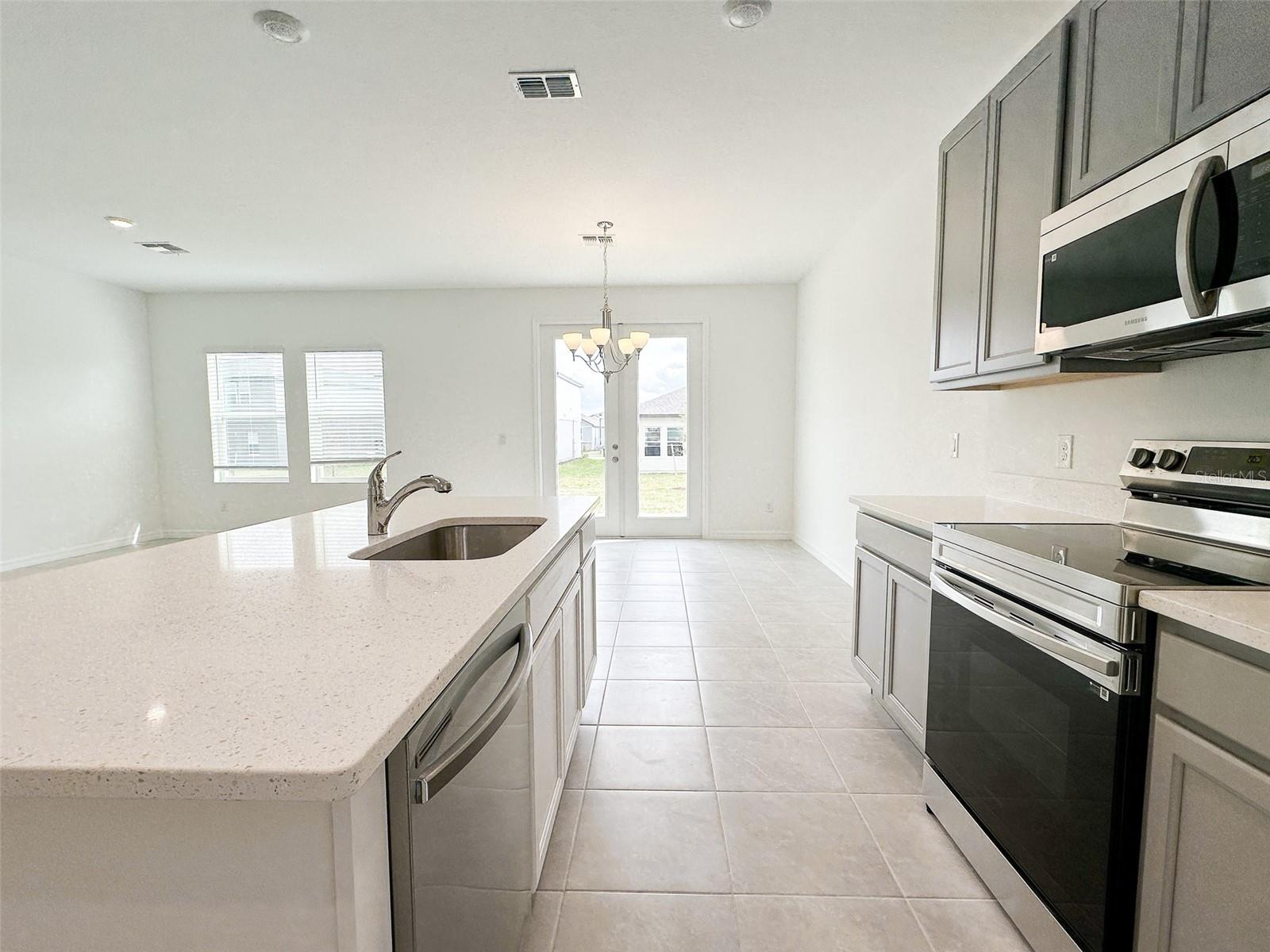 2115 DERWENT DR, DAVENPORT, FL, 33896
