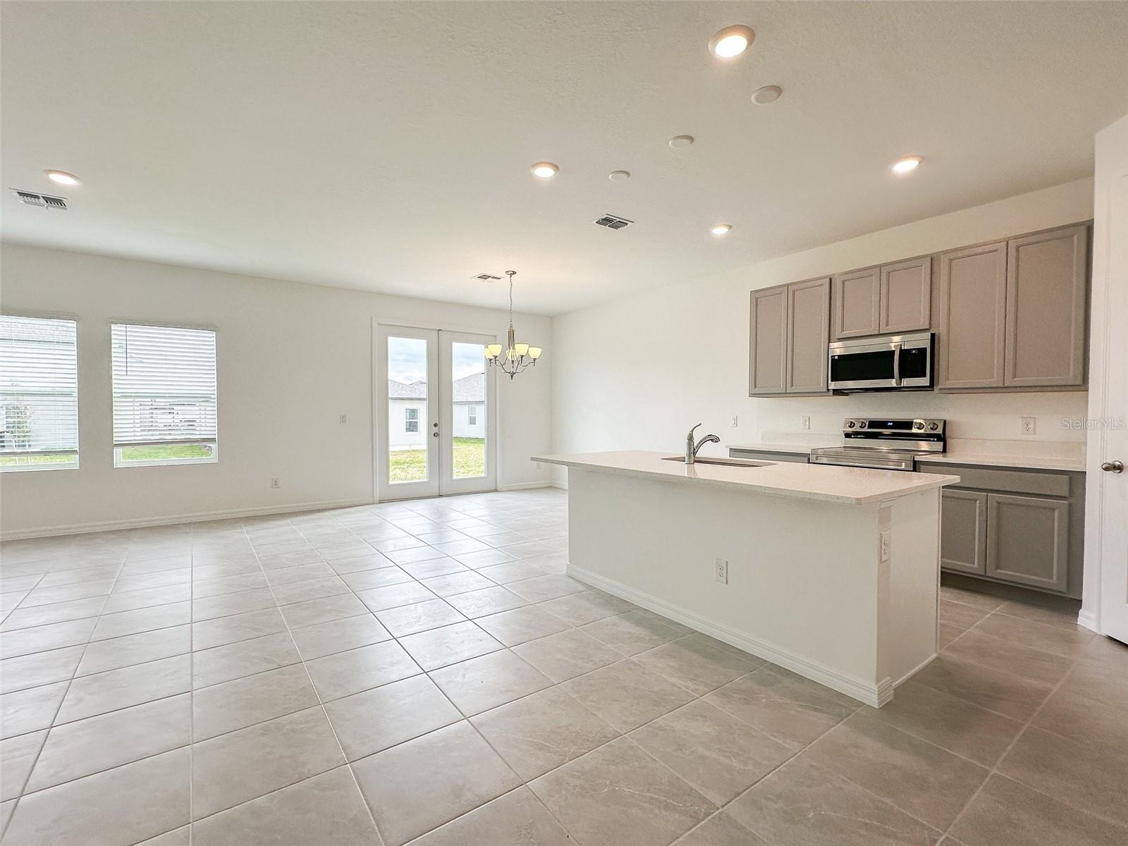 2115 DERWENT DR, DAVENPORT, FL, 33896