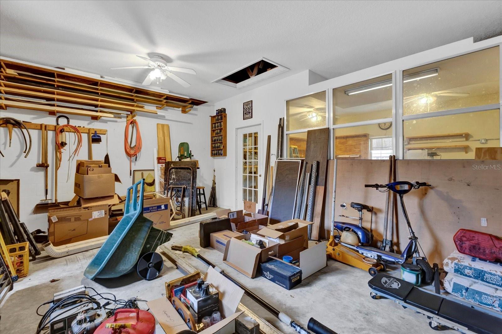 39104 MEYERS RD, LADY LAKE, FL, 32159