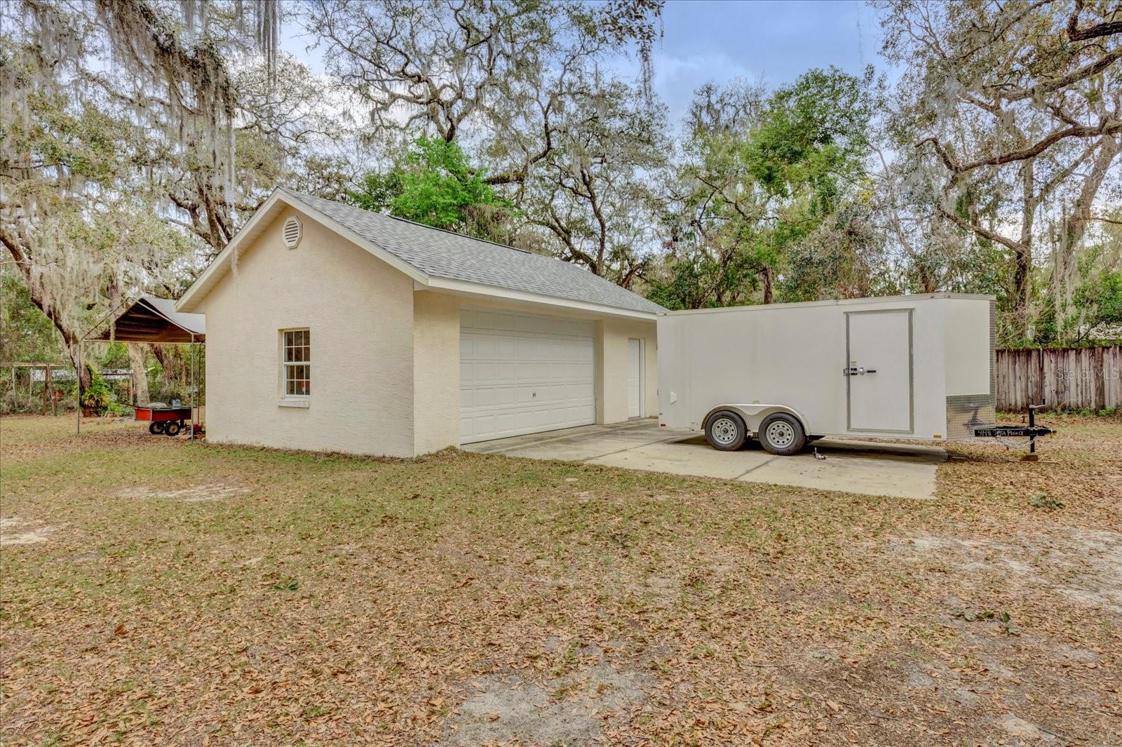 39104 MEYERS RD, LADY LAKE, FL, 32159