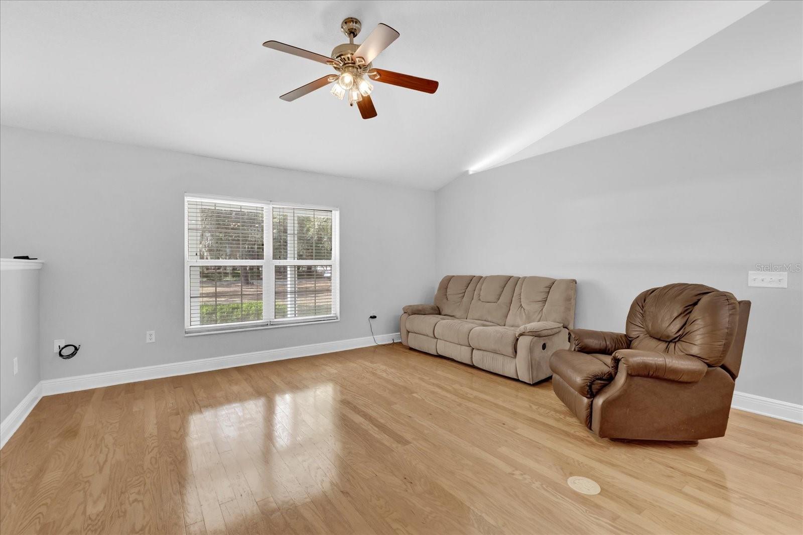 39104 MEYERS RD, LADY LAKE, FL, 32159