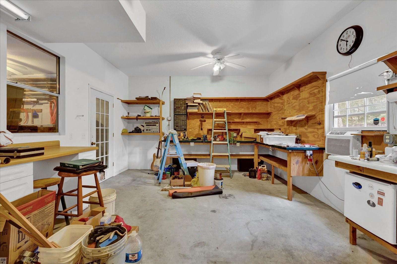 39104 MEYERS RD, LADY LAKE, FL, 32159