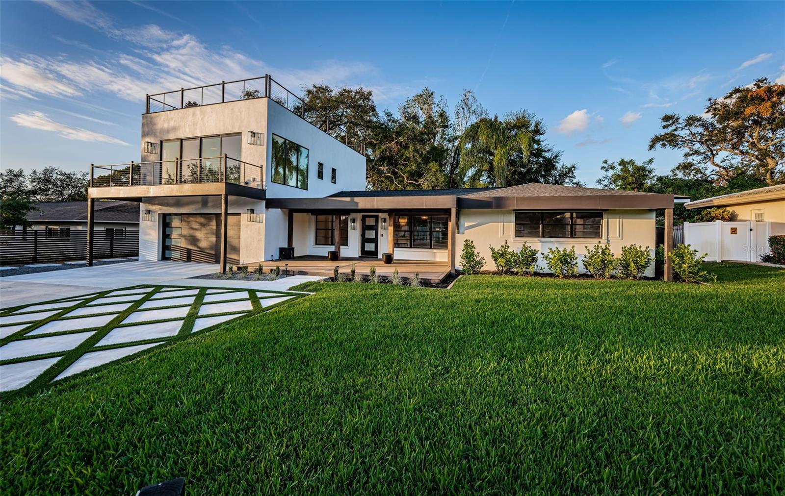 3165 RENATTA DR, BELLEAIR BLUFFS, FL, 33770