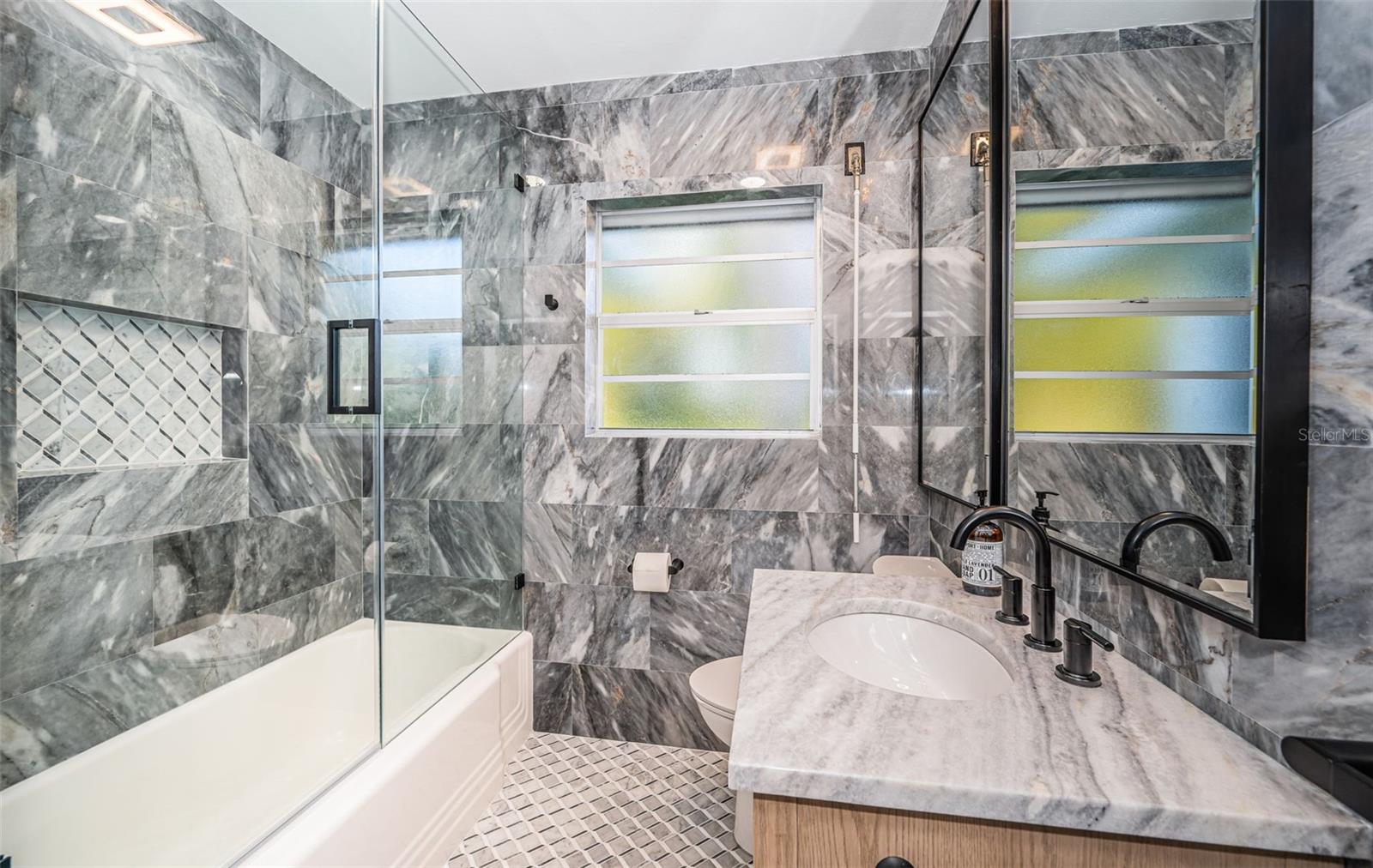 3165 RENATTA DR, BELLEAIR BLUFFS, FL, 33770