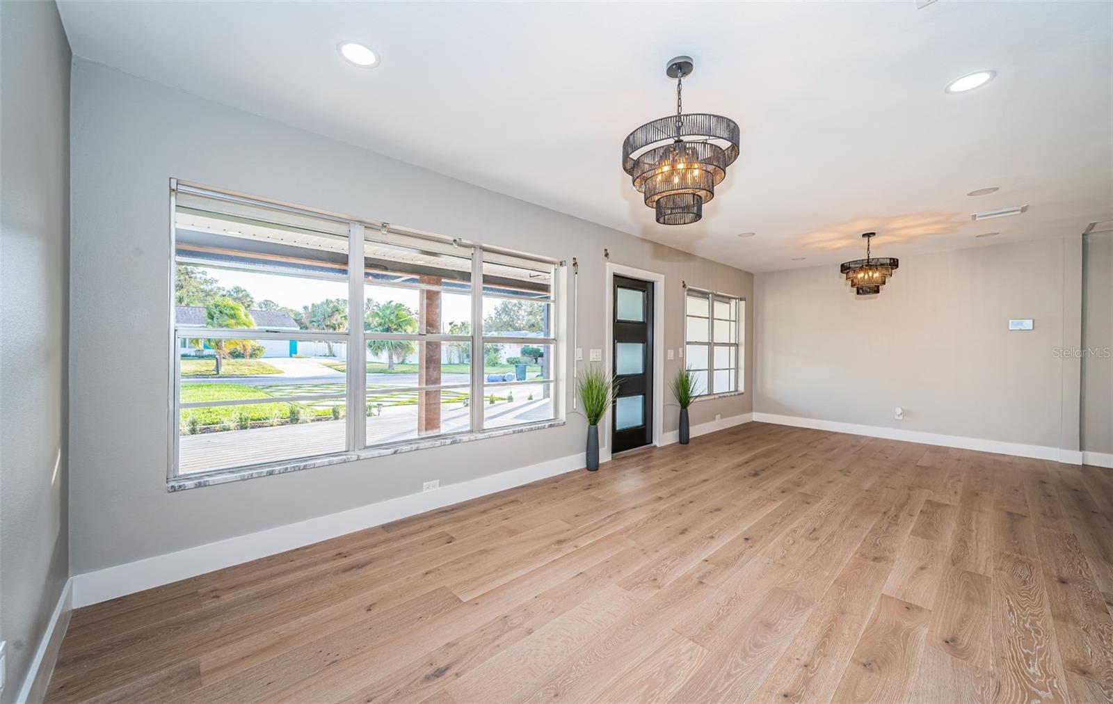 3165 RENATTA DR, BELLEAIR BLUFFS, FL, 33770