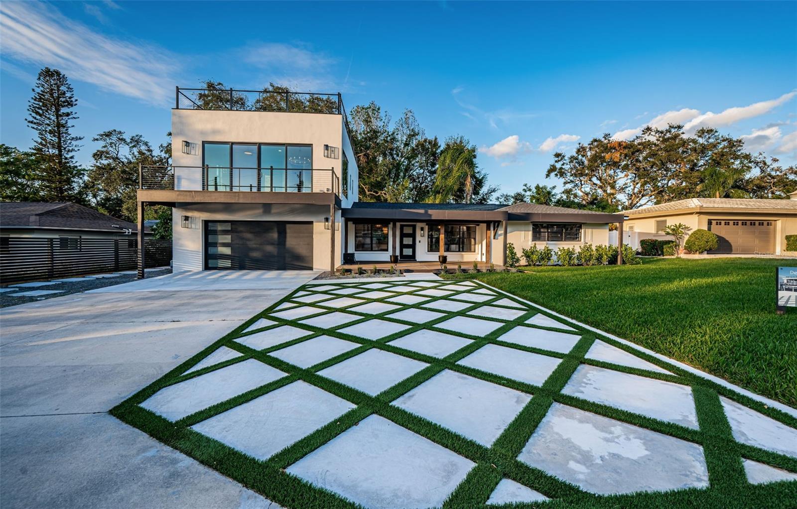 3165 RENATTA DR, BELLEAIR BLUFFS, FL, 33770