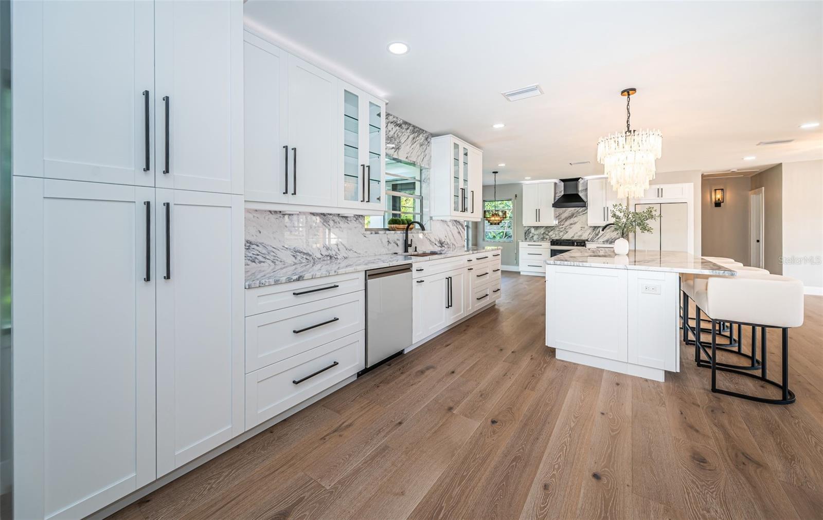 3165 RENATTA DR, BELLEAIR BLUFFS, FL, 33770