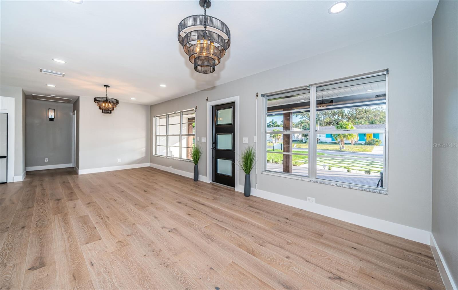 3165 RENATTA DR, BELLEAIR BLUFFS, FL, 33770