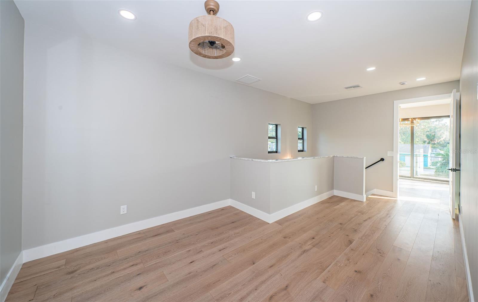 3165 RENATTA DR, BELLEAIR BLUFFS, FL, 33770