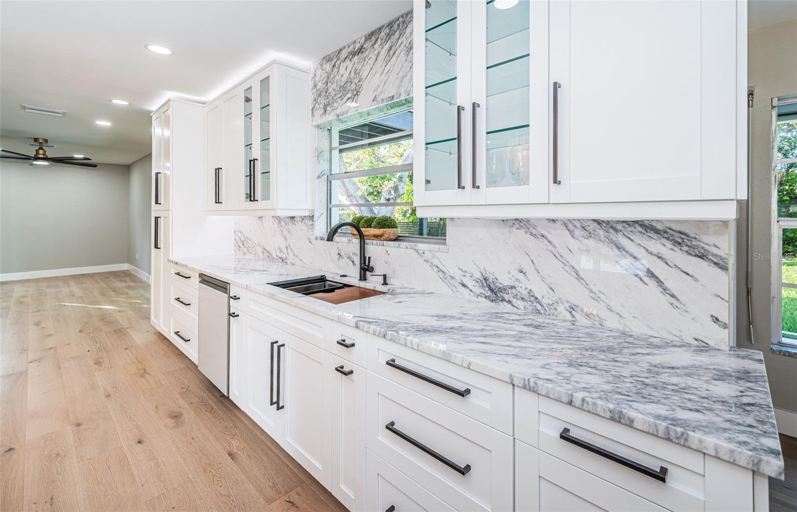 3165 RENATTA DR, BELLEAIR BLUFFS, FL, 33770
