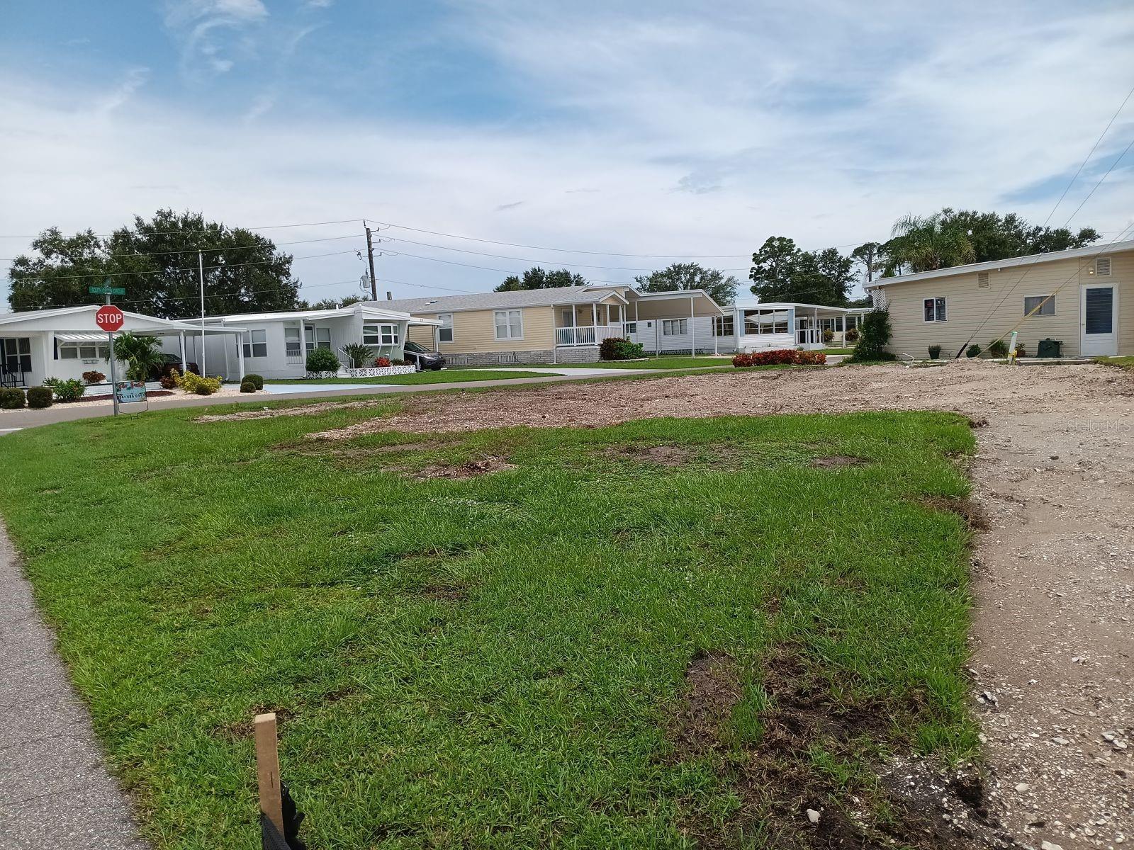 825 CAREFREE, VENICE, FL, 34285