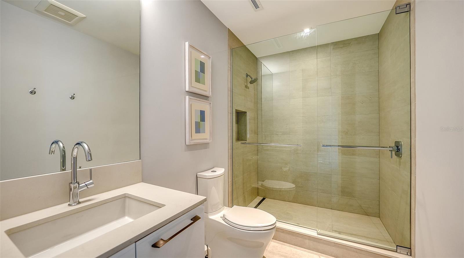 A4641930 Property Photo