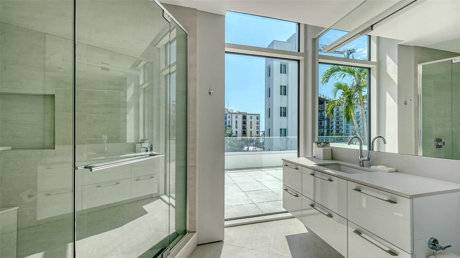 A4641930 Property Photo