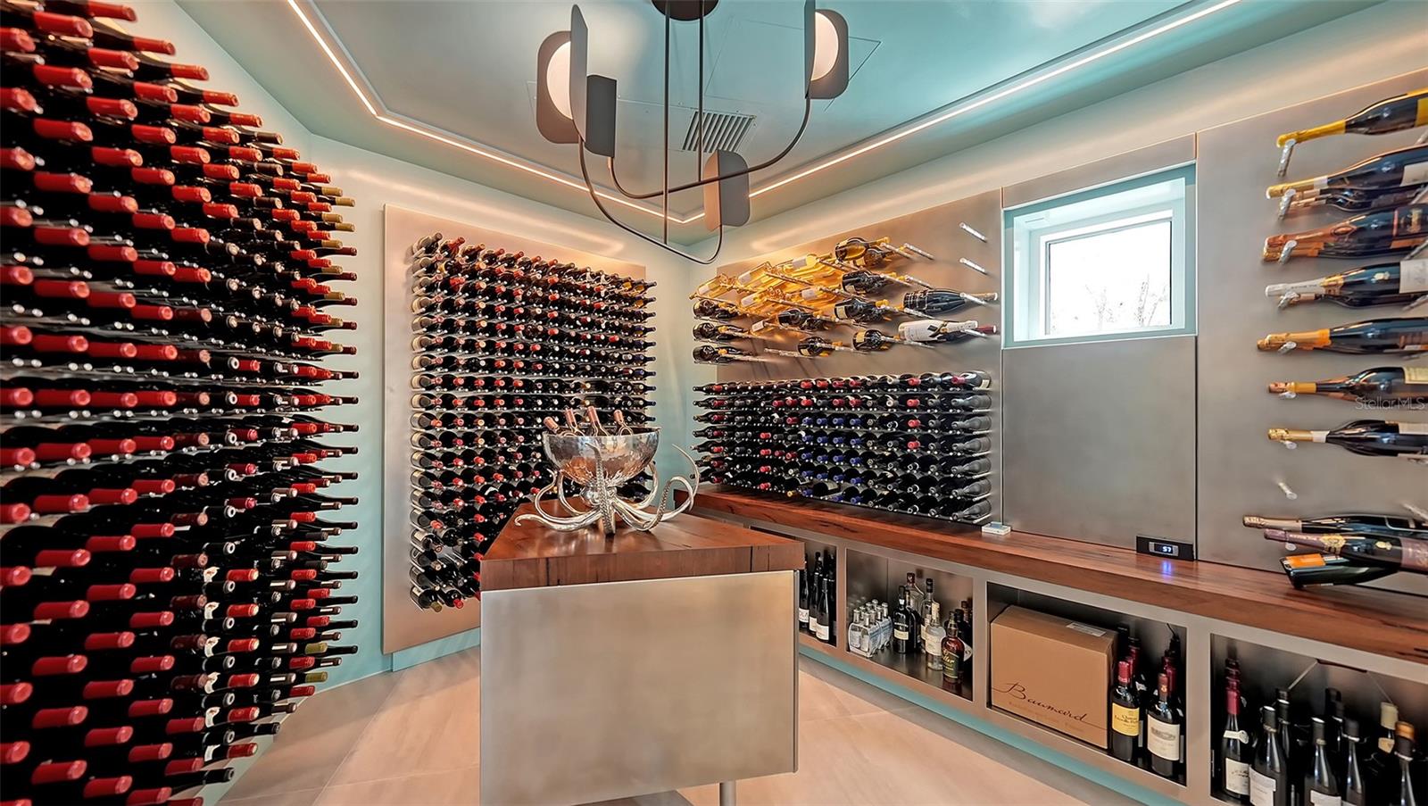 A4641930 Property Photo