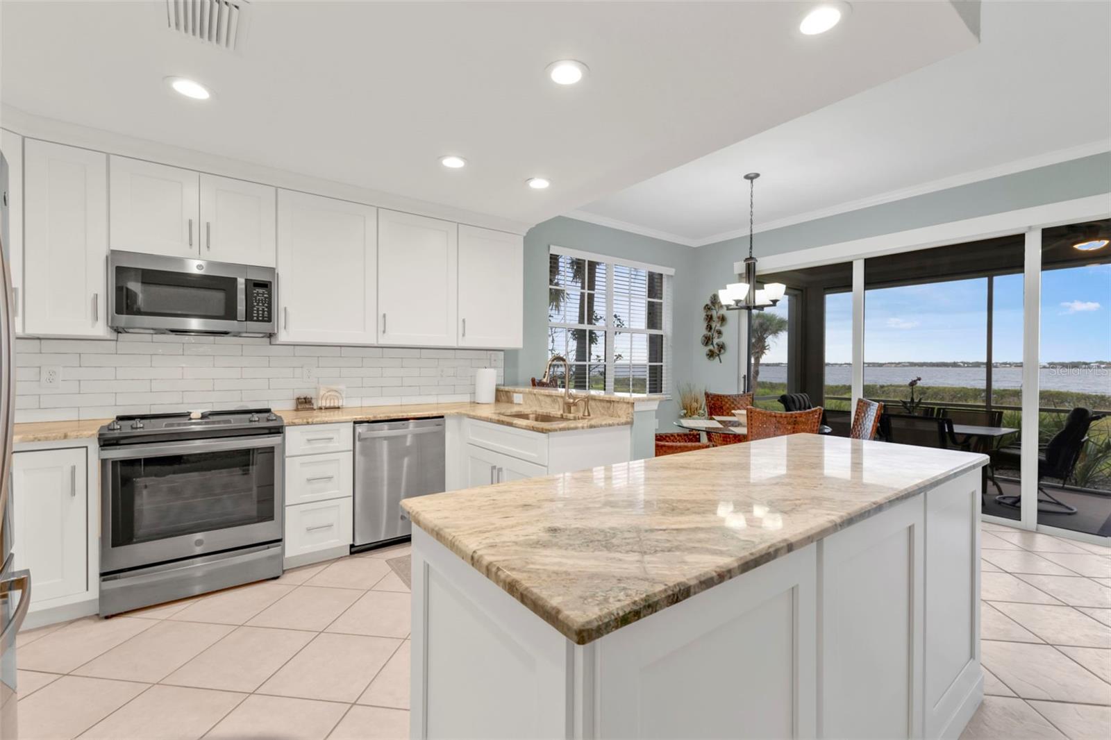 4628 CLUB DR #H101, PORT CHARLOTTE, FL, 33953