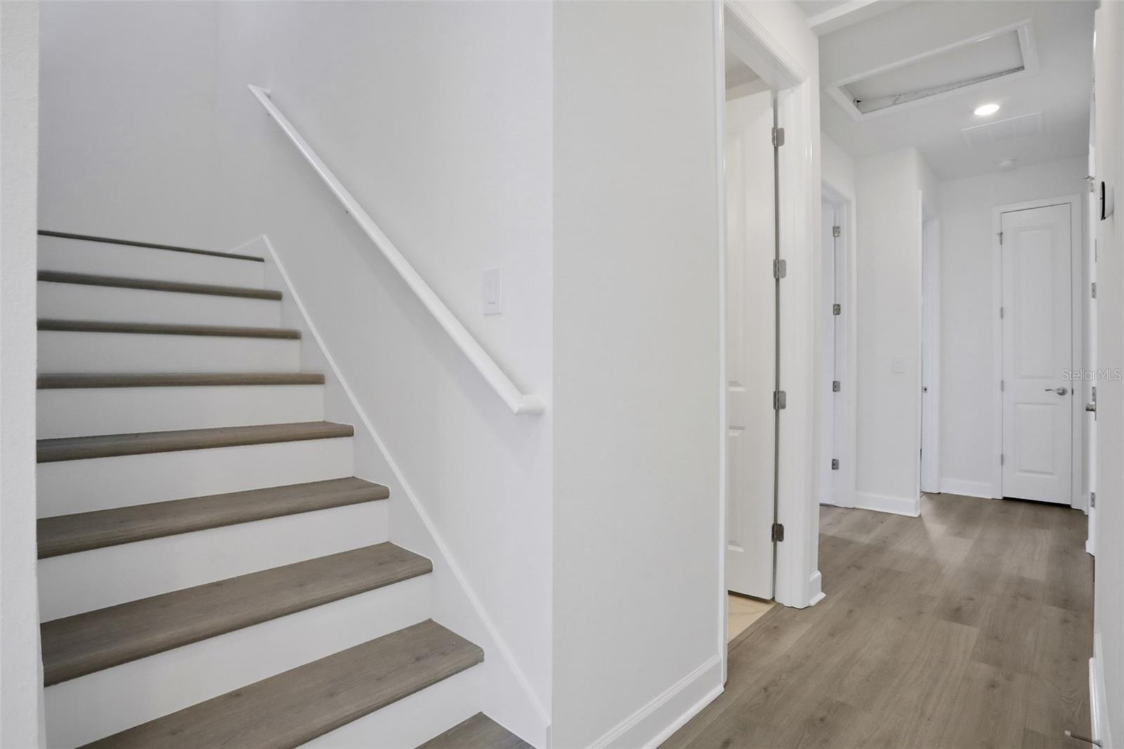 9015 ROTHMAN LN, SARASOTA, FL, 34240