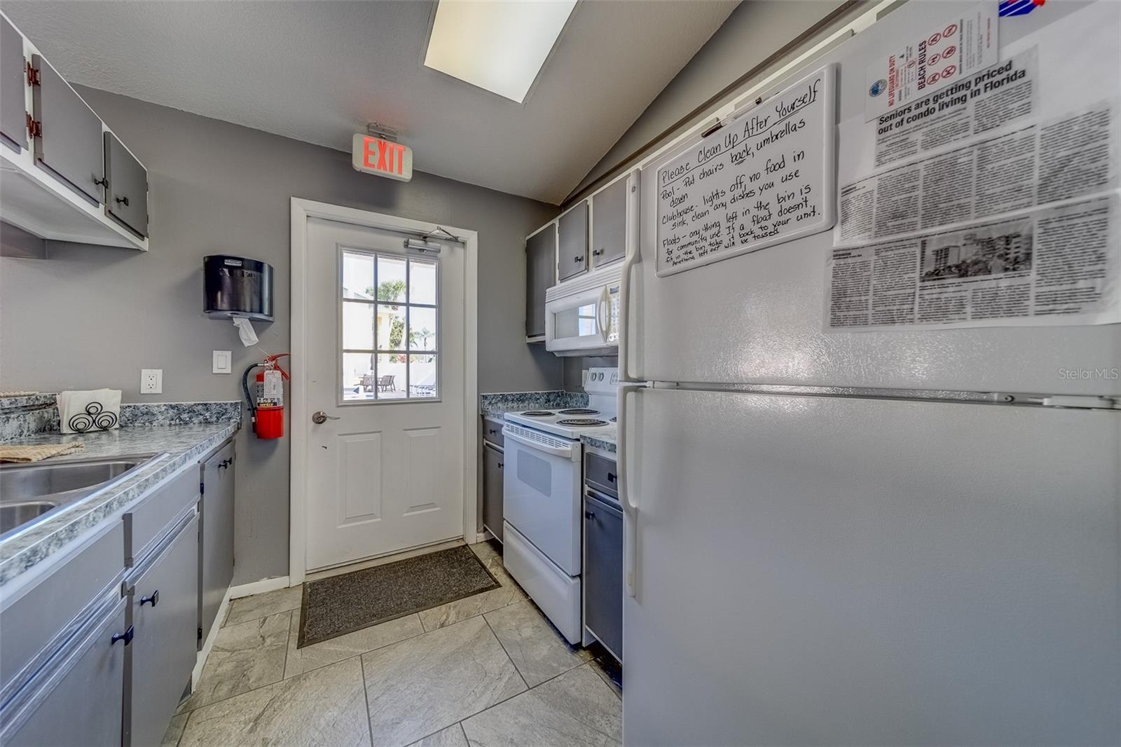 6033 113TH ST #213, SEMINOLE, FL, 33772
