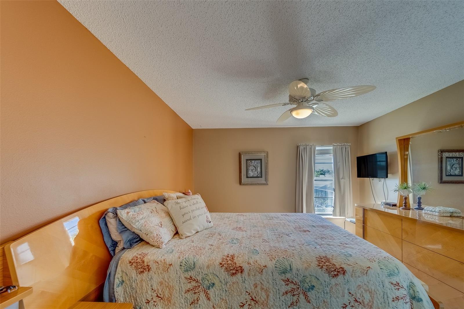 6033 113TH ST #213, SEMINOLE, FL, 33772