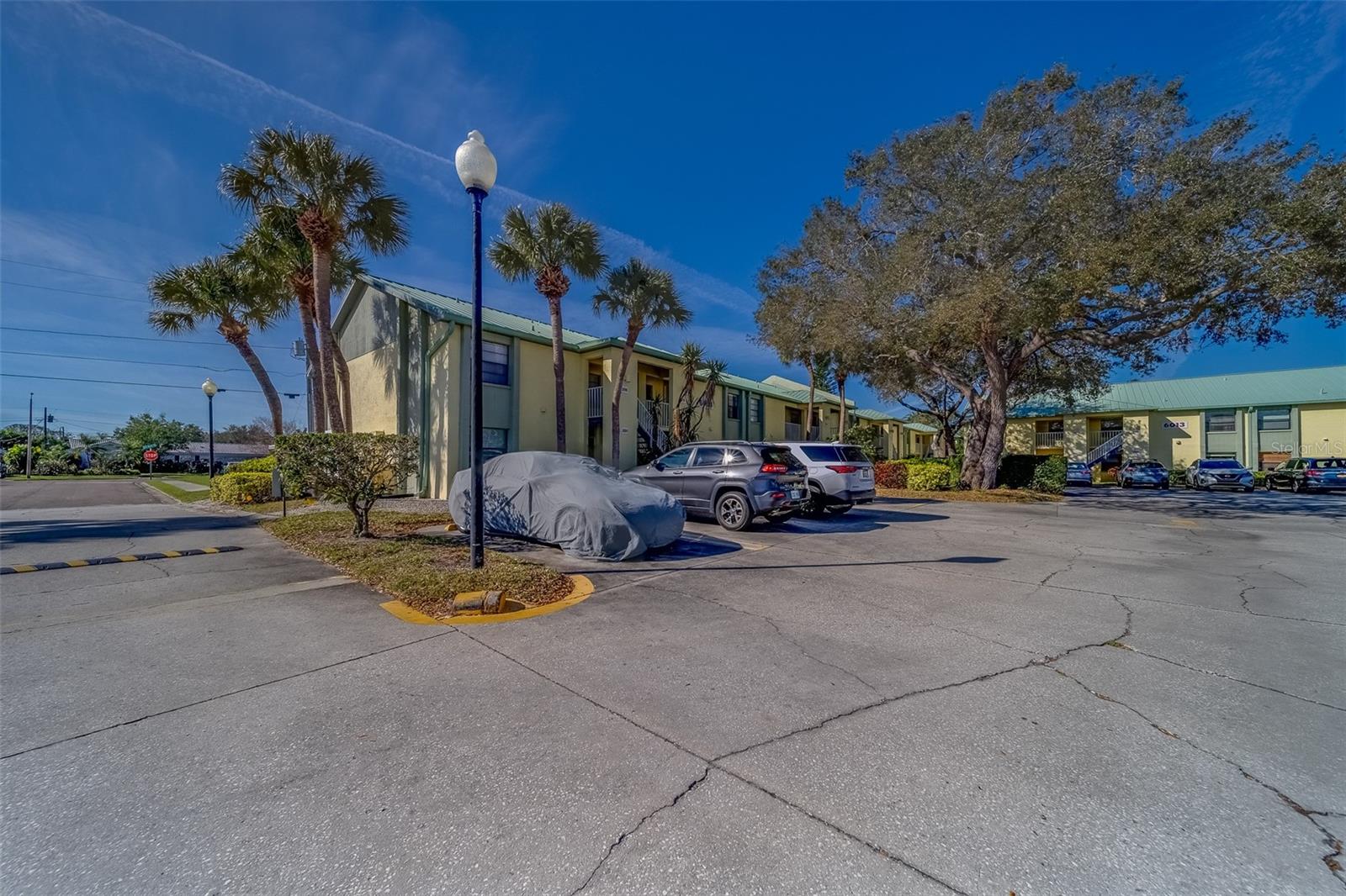6033 113TH ST #213, SEMINOLE, FL, 33772