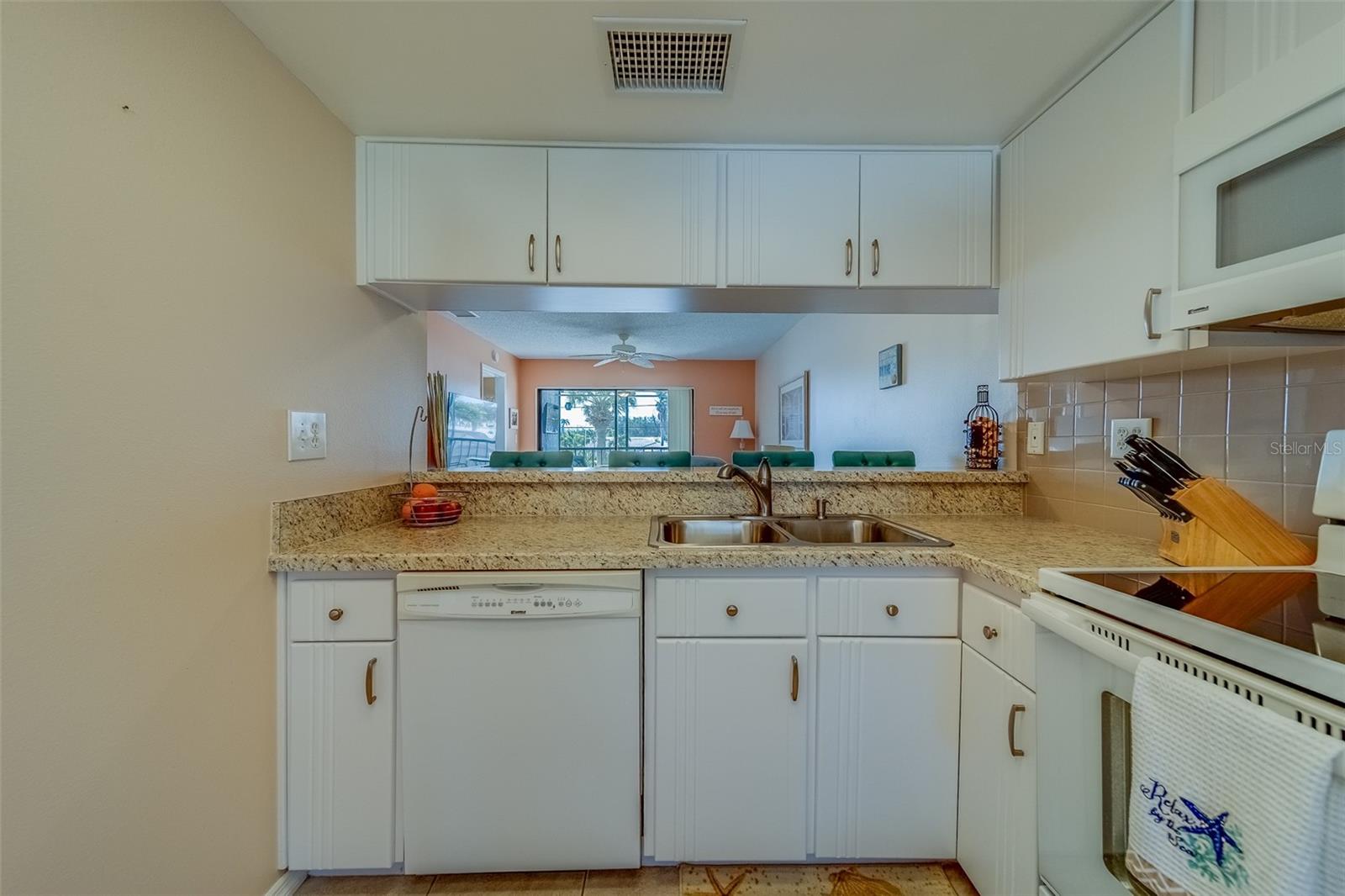 6033 113TH ST #213, SEMINOLE, FL, 33772