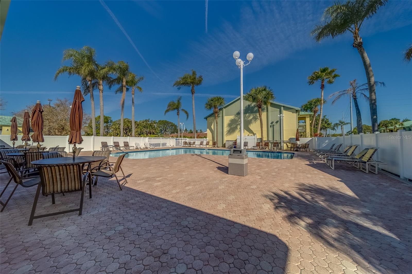6033 113TH ST #213, SEMINOLE, FL, 33772