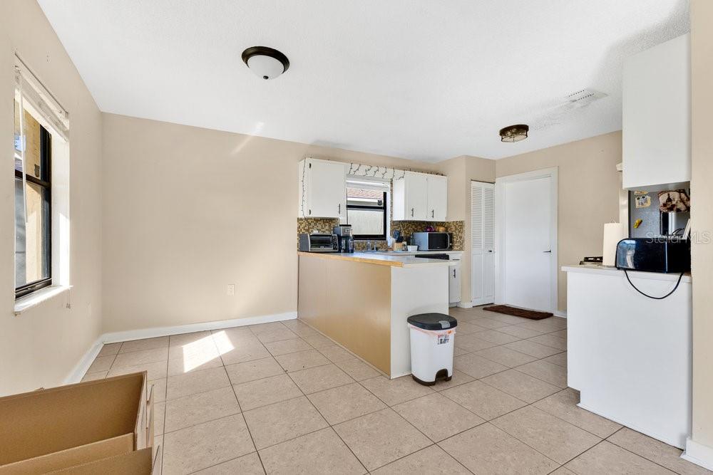1716 TERRY CIR NE, WINTER HAVEN, FL, 33881