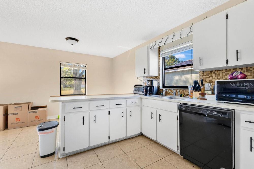 1716 TERRY CIR NE, WINTER HAVEN, FL, 33881