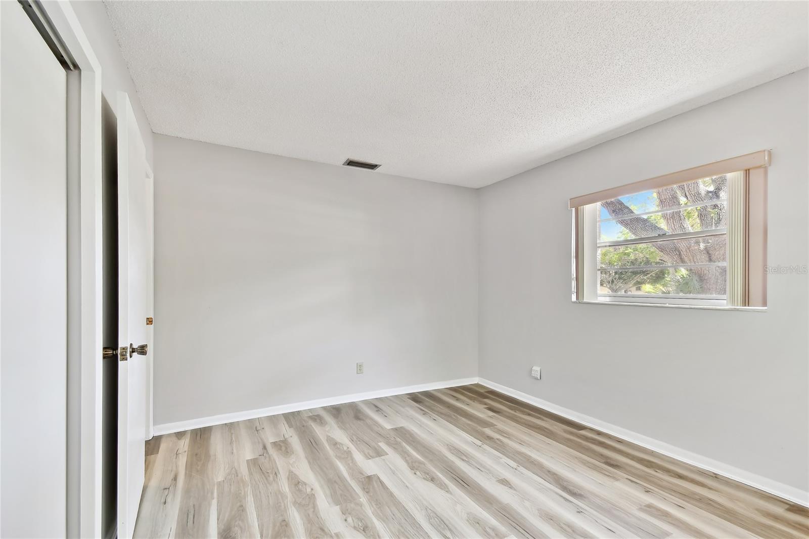 3023 GREEN ACRES AVE, LARGO, FL, 33771