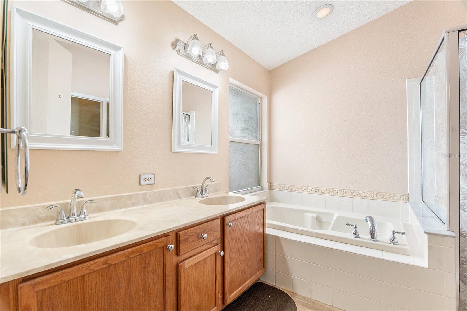 5640 TUGHILL DR, TAMPA, FL, 33624