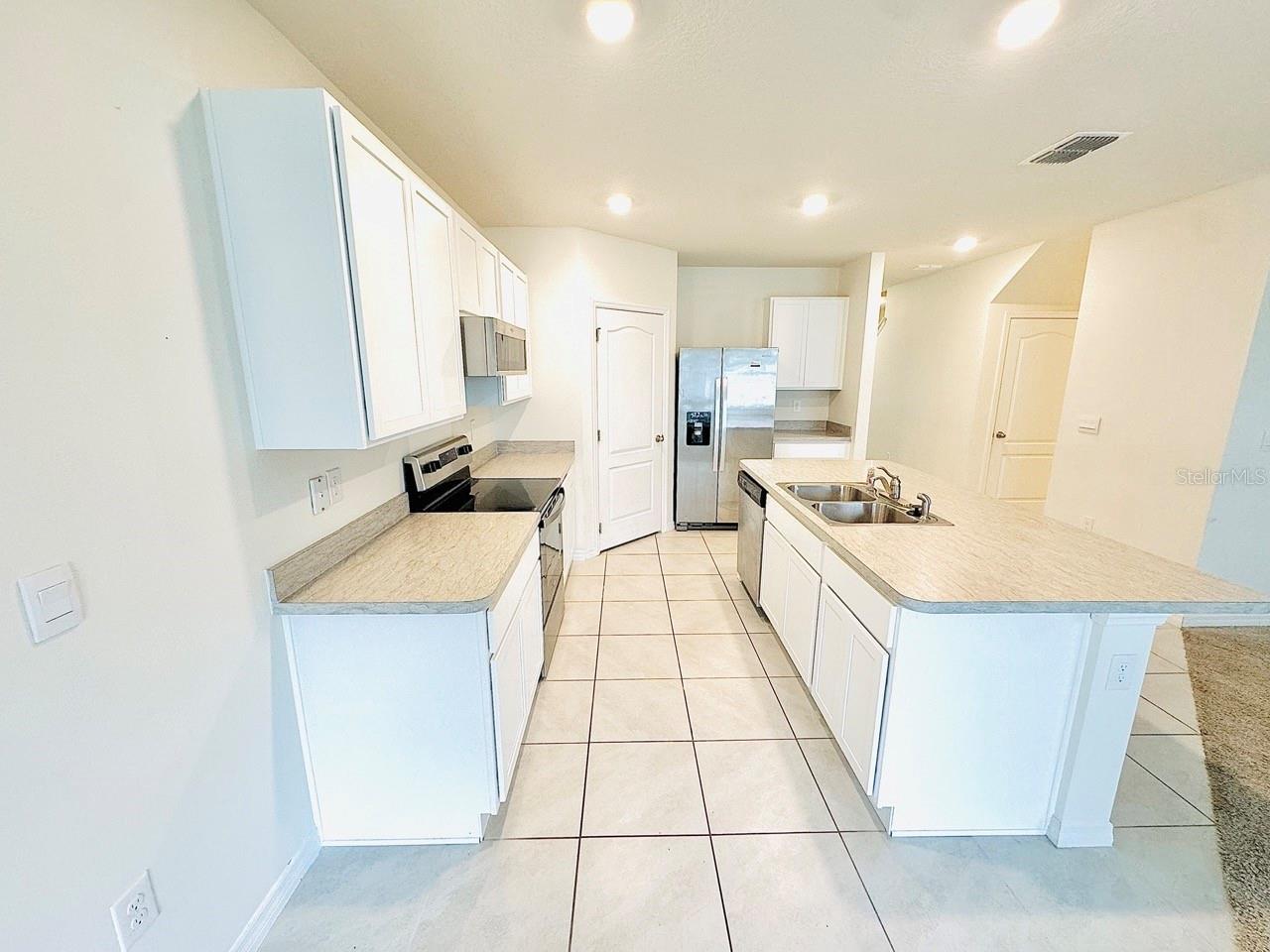 2837 PALATINO LANE, TAVARES, FL, 32778