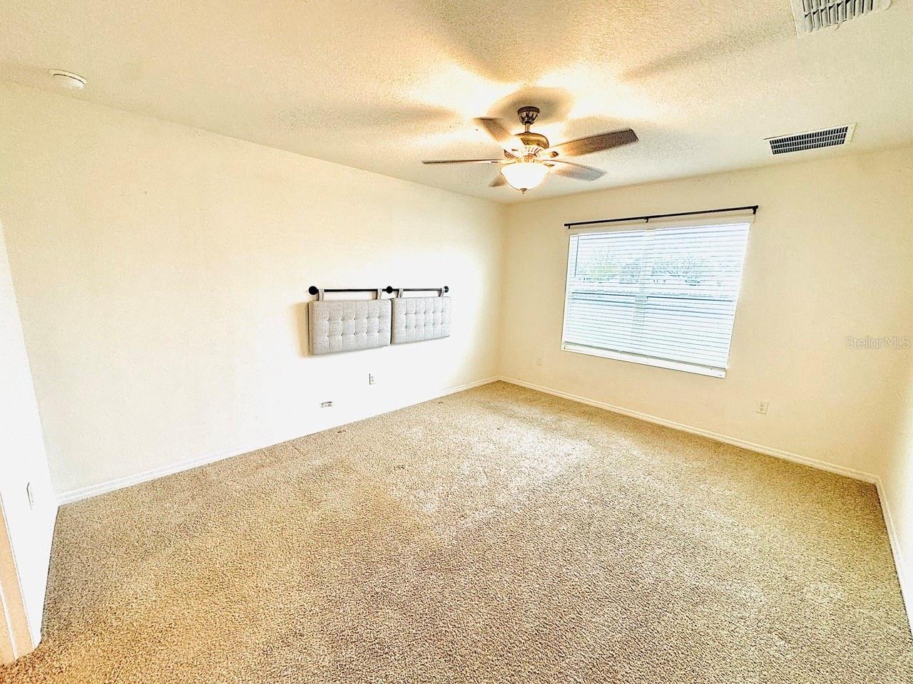 2837 PALATINO LANE, TAVARES, FL, 32778