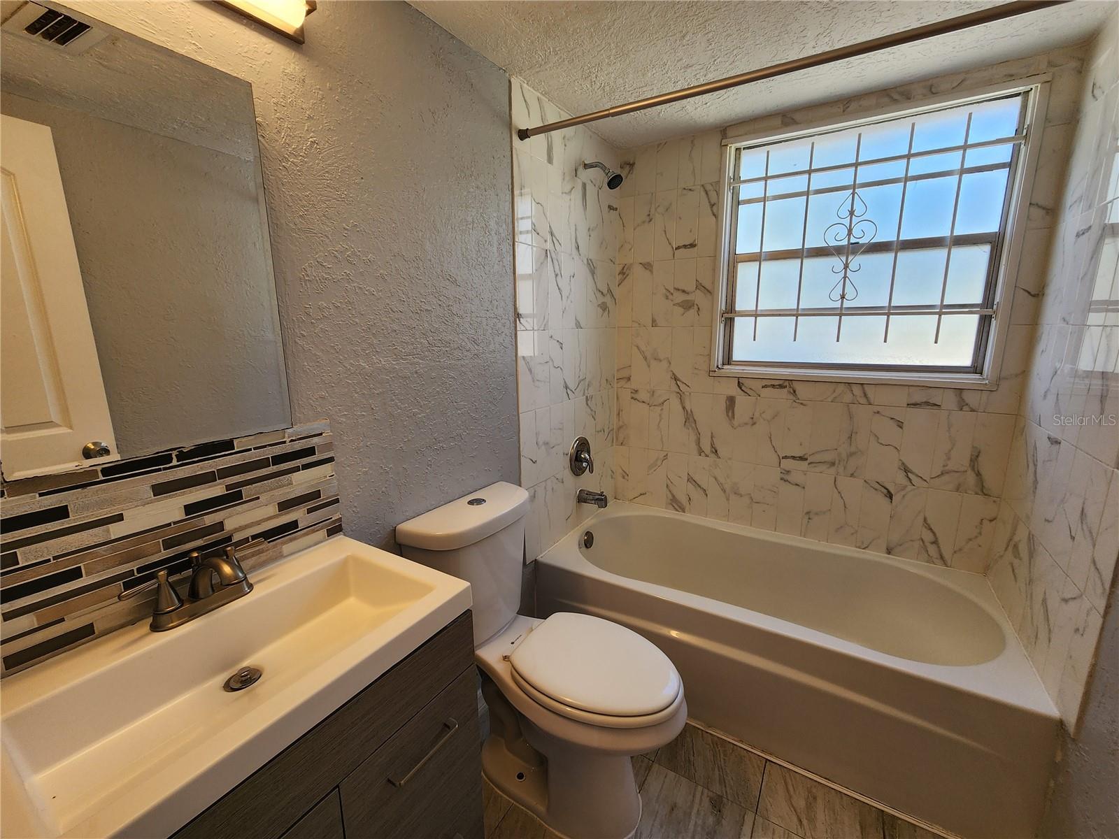 5725 AVENUE B, JACKSONVILLE, FL, 32209