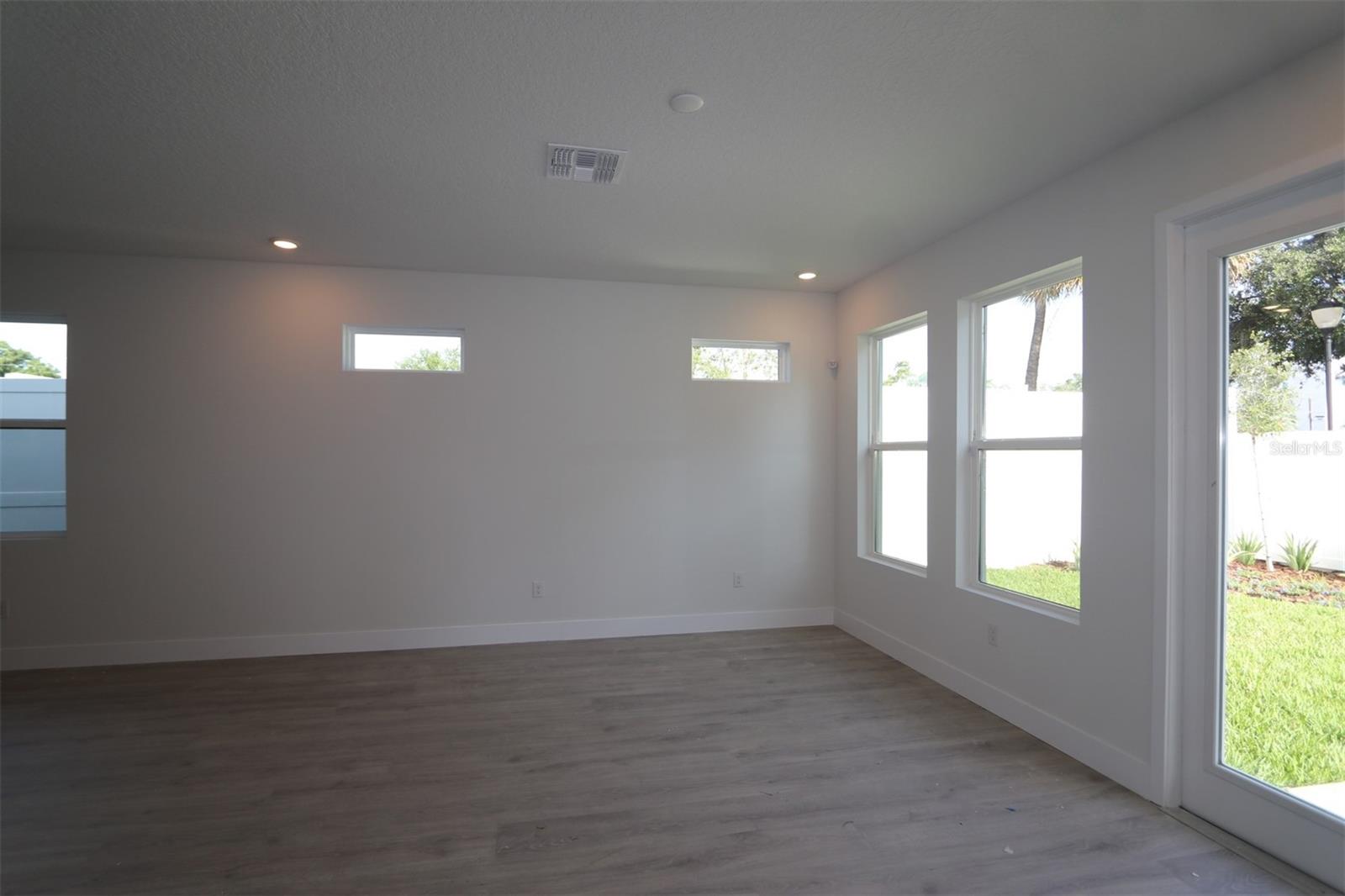 3021 W BALLAST PT #2, TAMPA, FL, 33611
