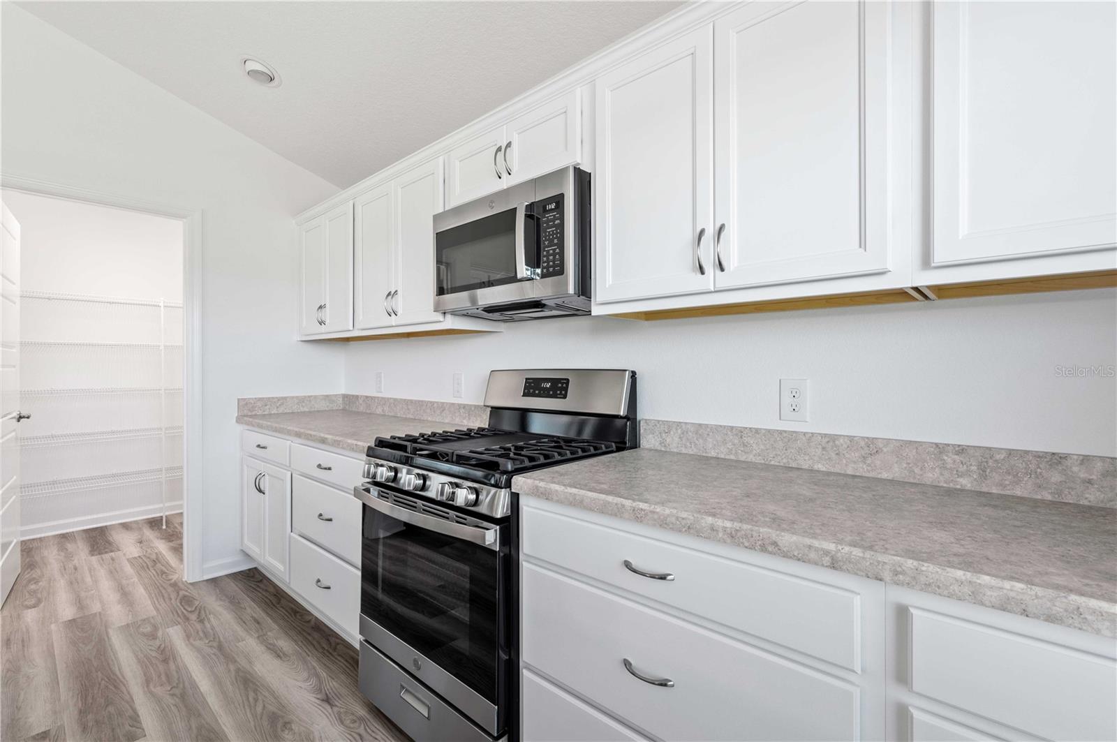 7315 CORNWALL WAY, THE VILLAGES, FL, 34762