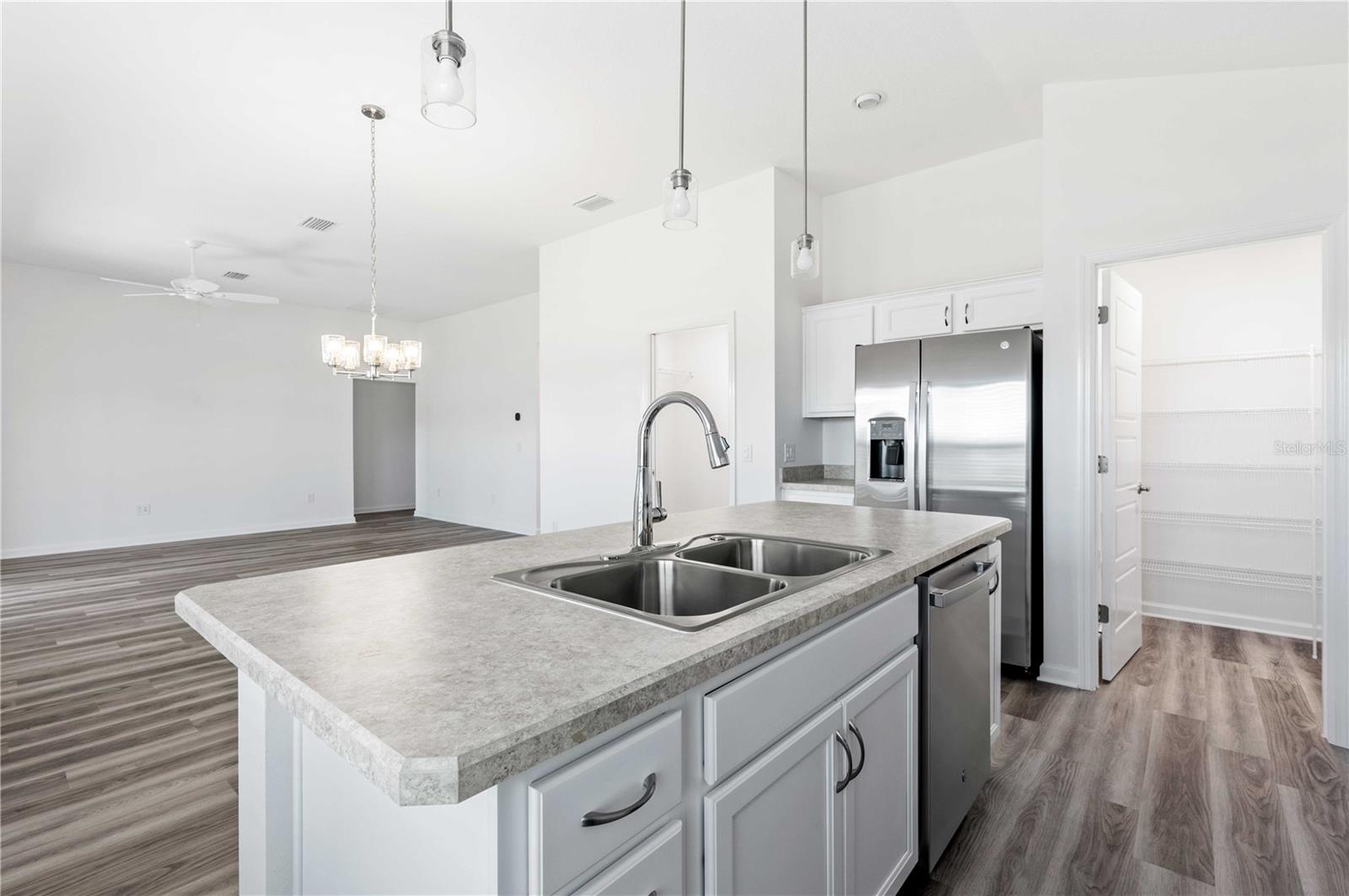 7315 CORNWALL WAY, THE VILLAGES, FL, 34762