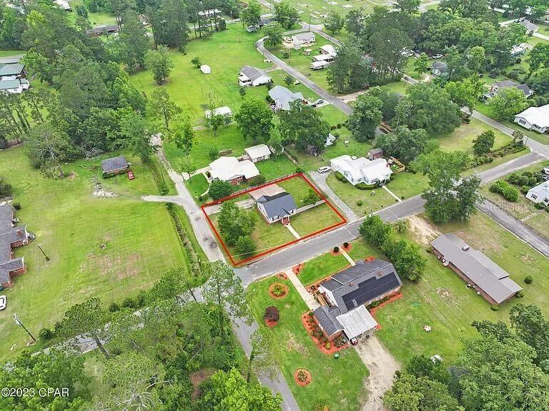 1016 10TH AVE, GRACEVILLE, FL, 32440