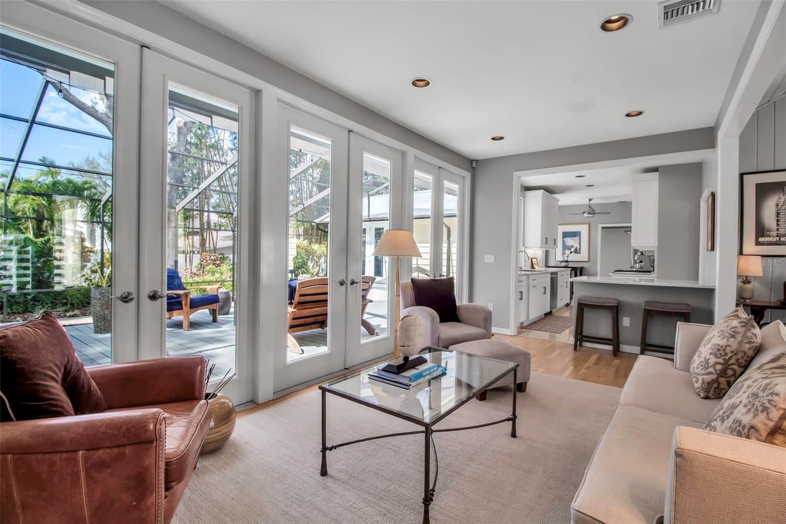 980 S ORANGE AVE, SARASOTA, FL, 34236