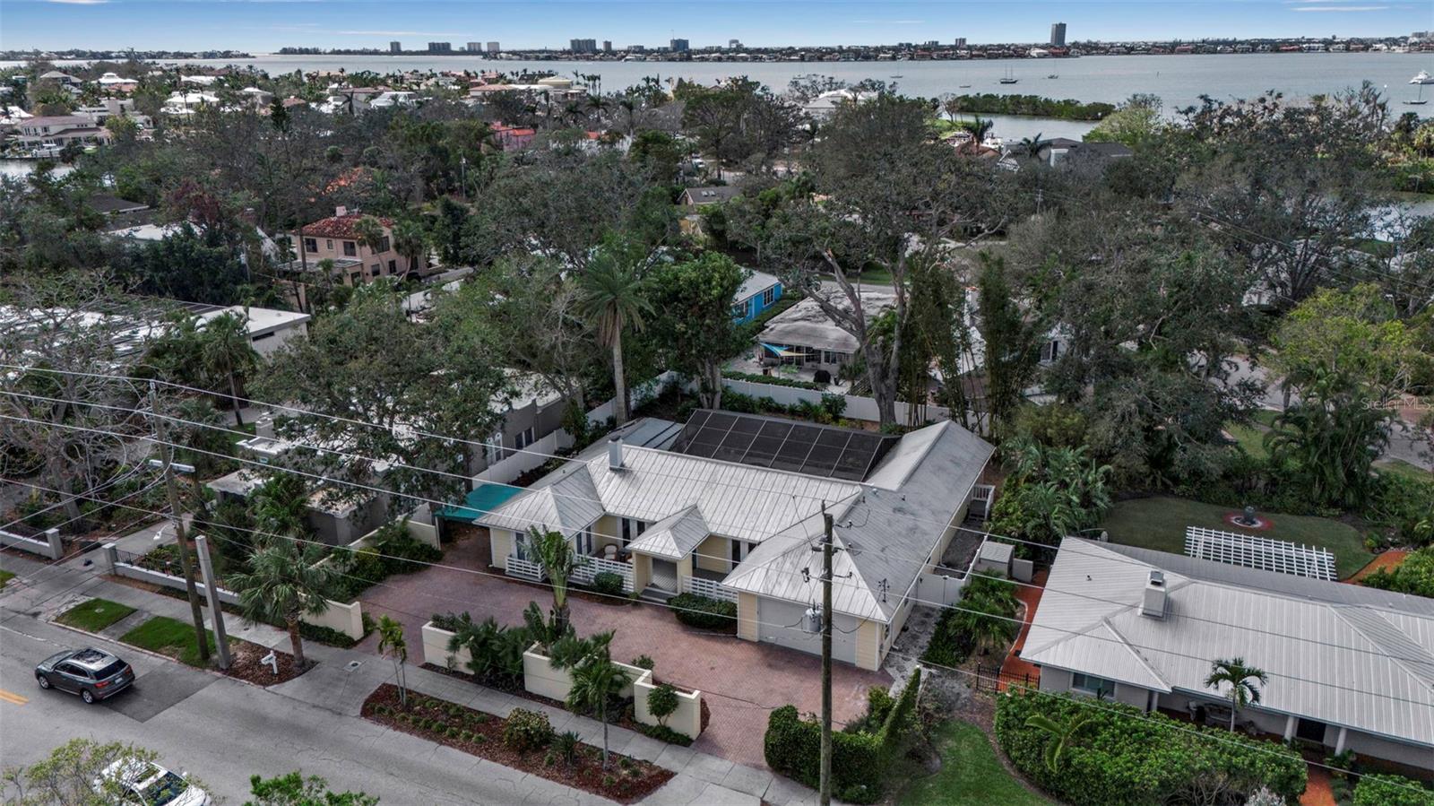 980 S ORANGE AVE, SARASOTA, FL, 34236