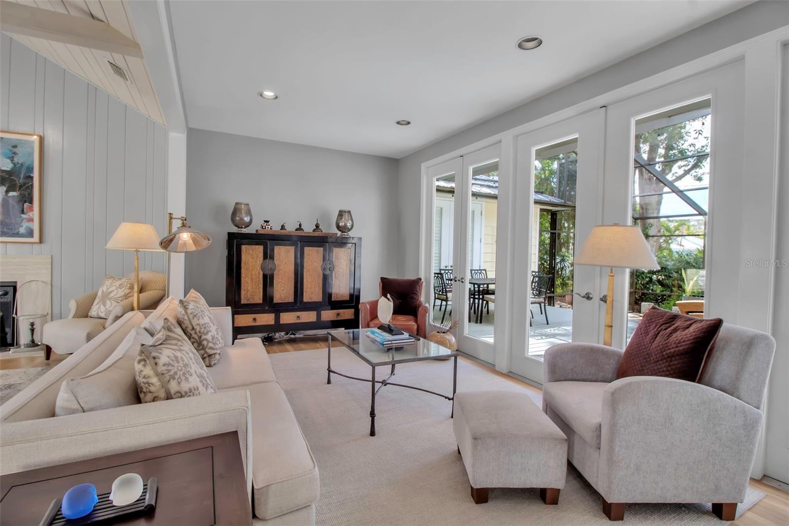 980 S ORANGE AVE, SARASOTA, FL, 34236