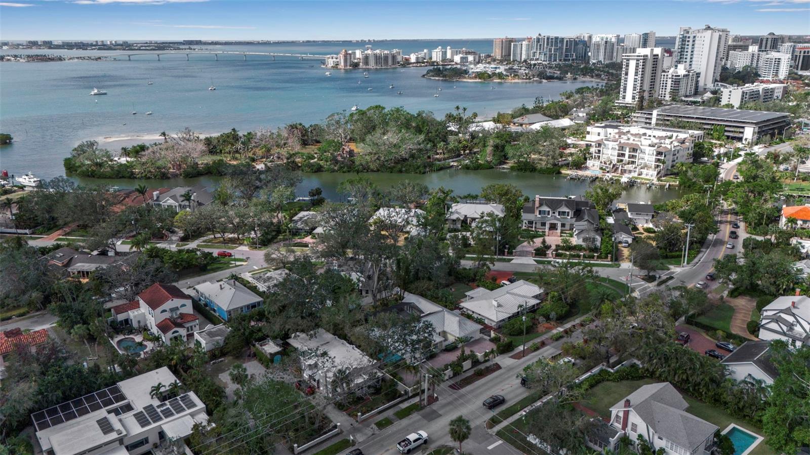 980 S ORANGE AVE, SARASOTA, FL, 34236