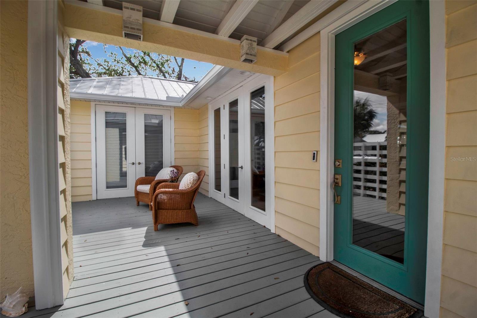980 S ORANGE AVE, SARASOTA, FL, 34236