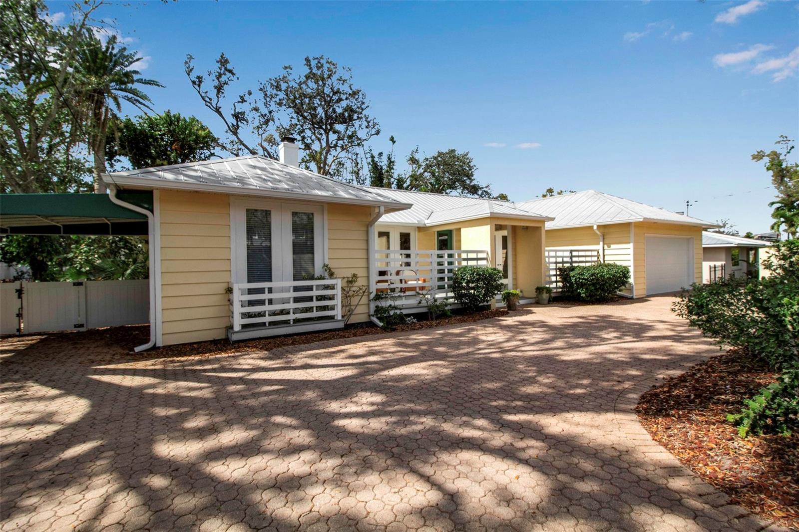 980 S ORANGE AVE, SARASOTA, FL, 34236
