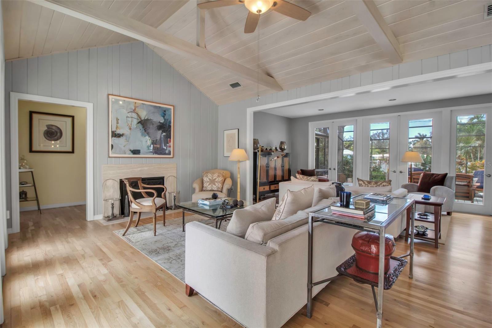 980 S ORANGE AVE, SARASOTA, FL, 34236